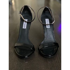 Steve Madden black patent leather stiletto heels